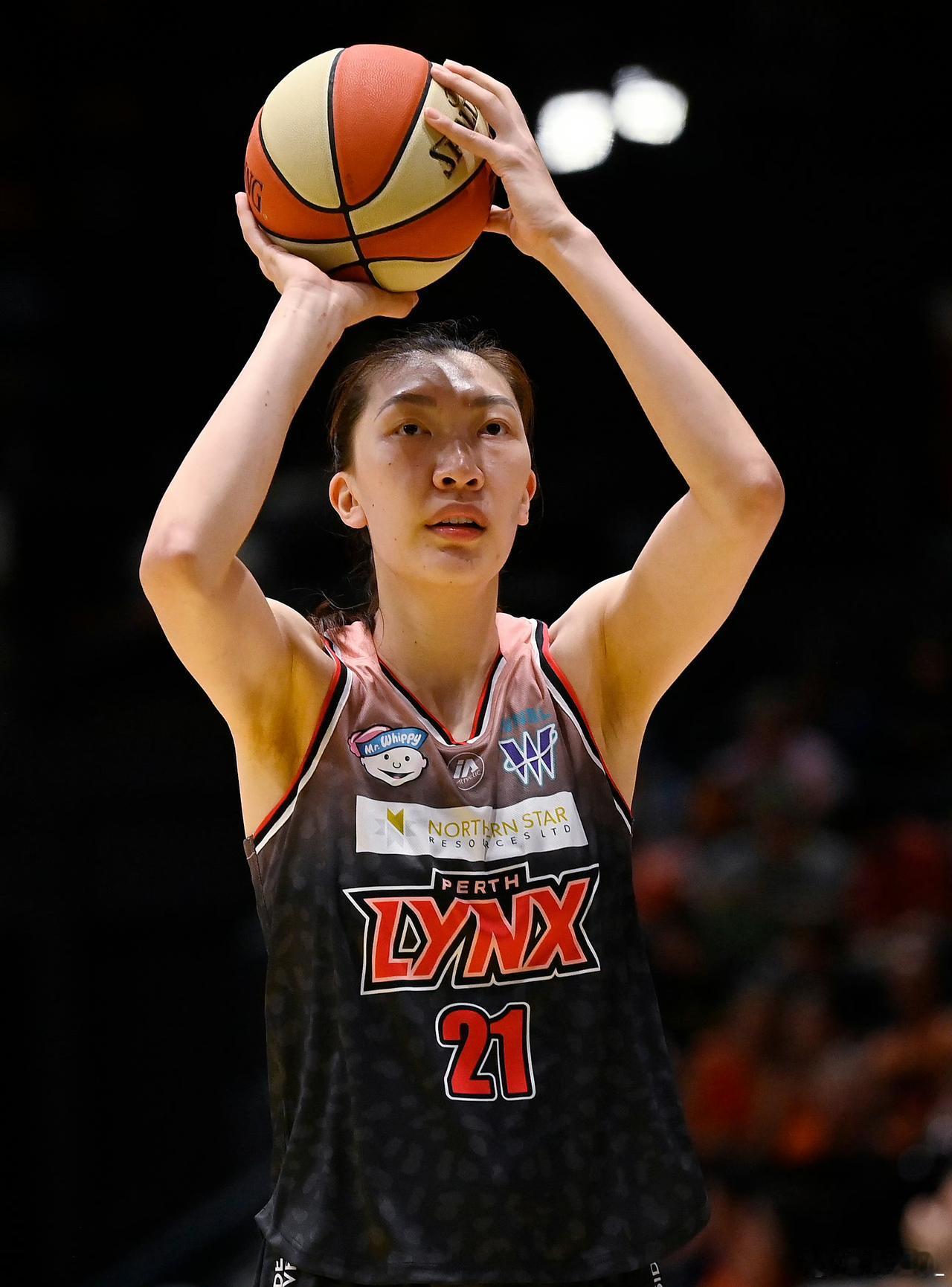 韩旭在WNBL的比赛今天将再次来袭！自从韩旭到来之后，让WNBL珀斯山猫队发