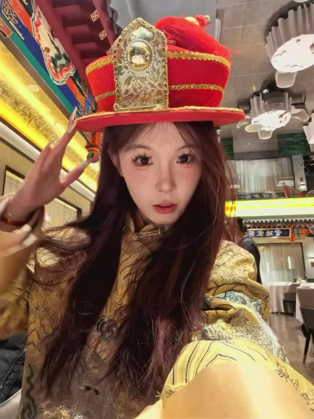 皇上驾到到到！