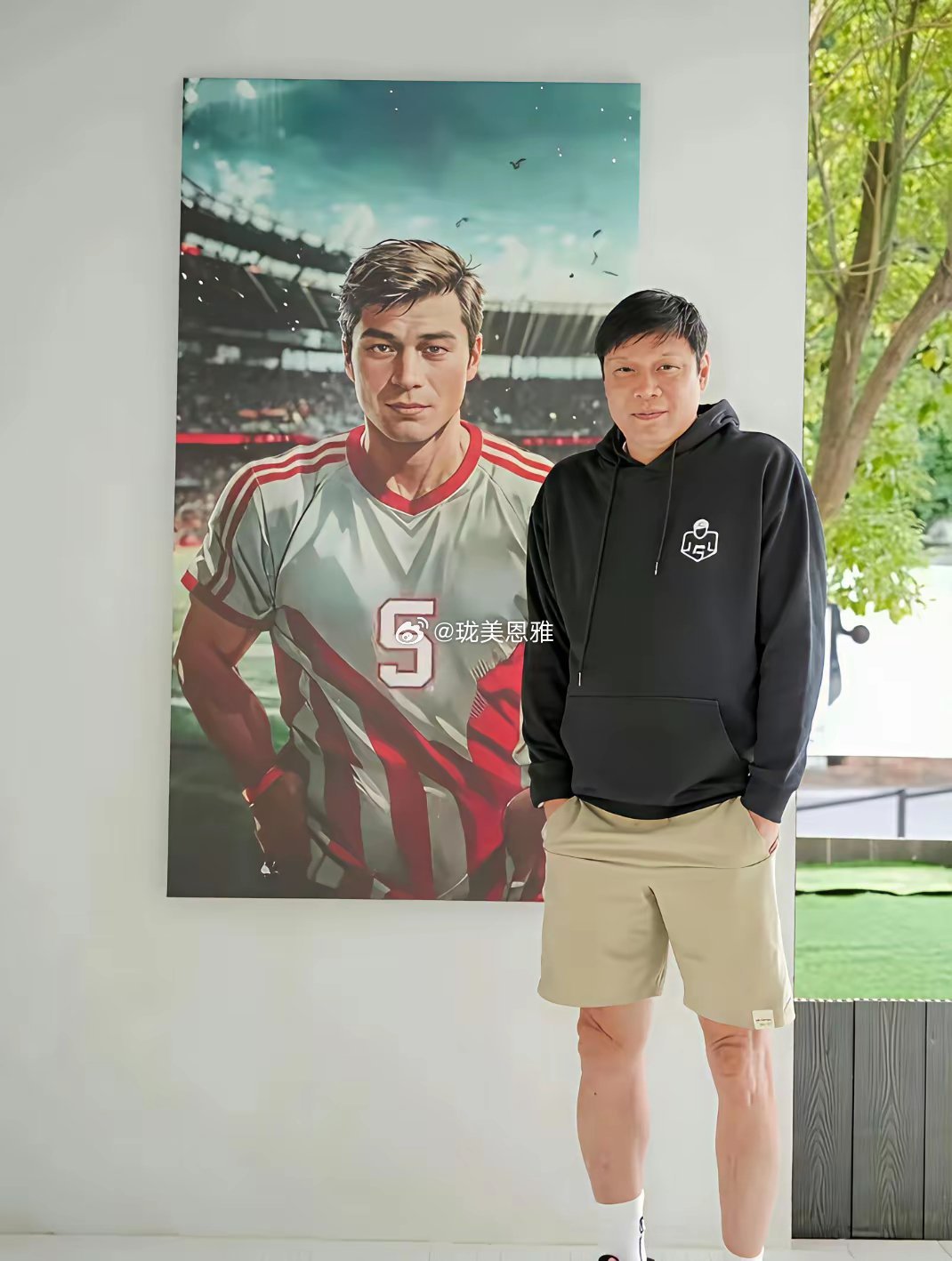 宁愿支付300万补偿也要离婚娶小17岁娇妻的足坛巨星如今过得怎样了?