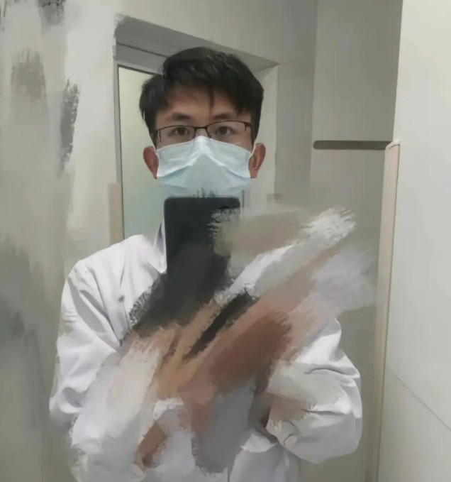 【#湘雅二医院曾因违规手术被罚4.8万#】#湘雅二医院两年间给罗帅宇转账40多万