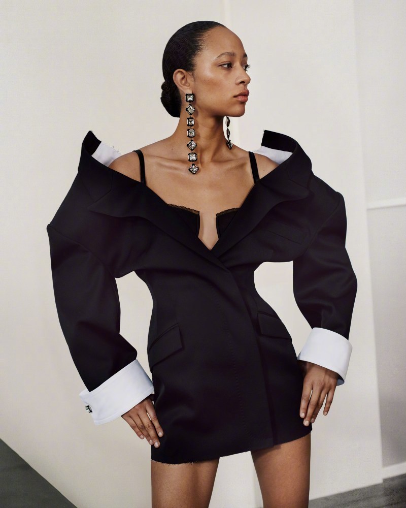 Givenchy2026夏季广告大片，、超模KaiaGerber和Sele