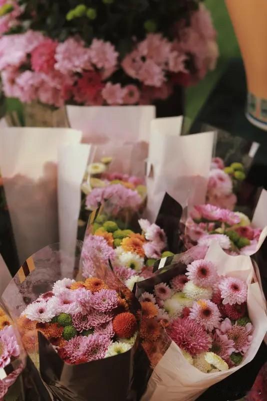 段永平：​给所有人一个忠告​永远不要用你需要的钱​去赌你不需要的钱，这是贫