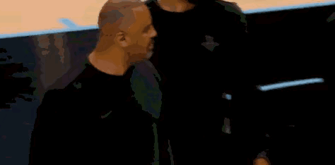 伊森与乌度卡公开冲突细节，忍无可忍，离队或倒计时？火箭客场对阵热火，首节打了