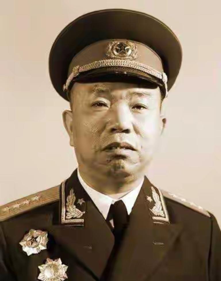 1937年，9个红军饿着走出祁连山，将军突然下令：枪毙参谋长！193