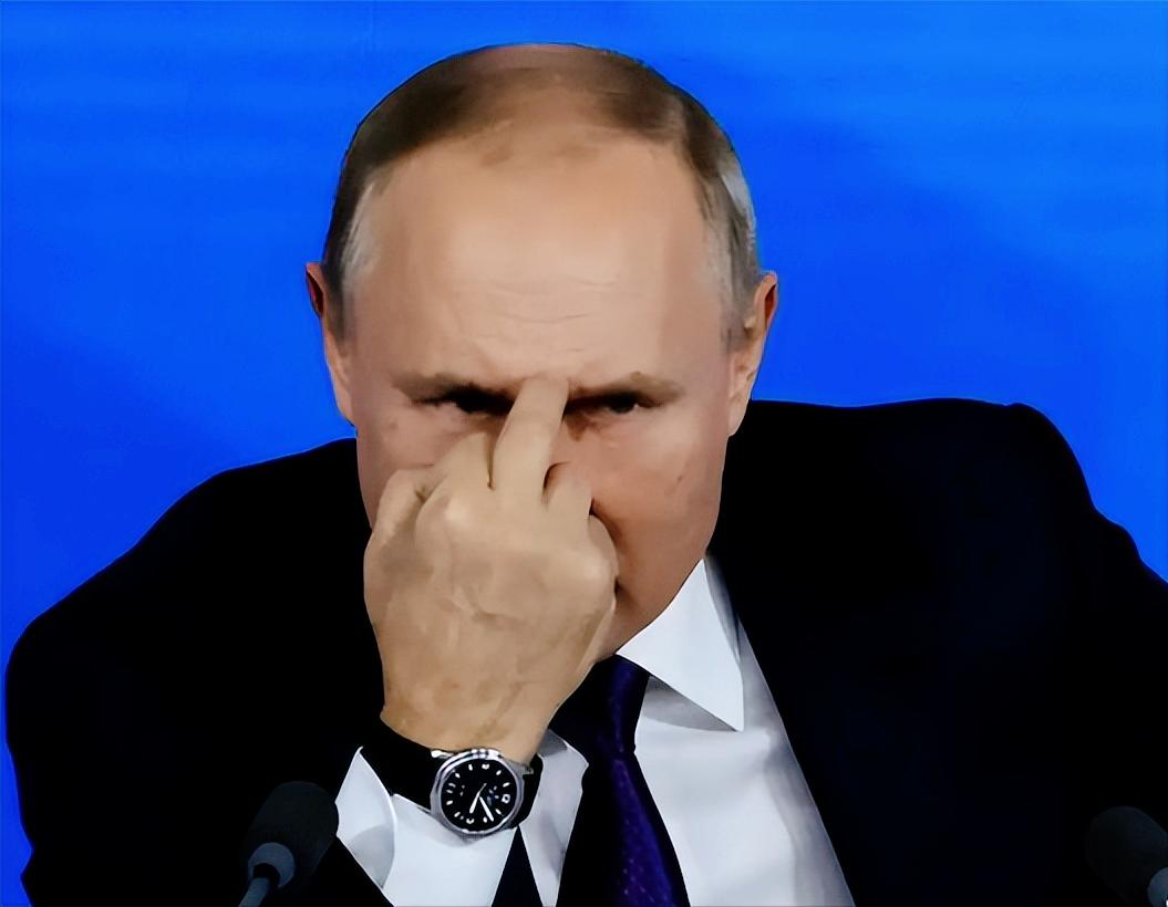 如今战场早换了玩法，根据俄罗斯国防部官方爆料，2025年11月俄军就正式落地重大