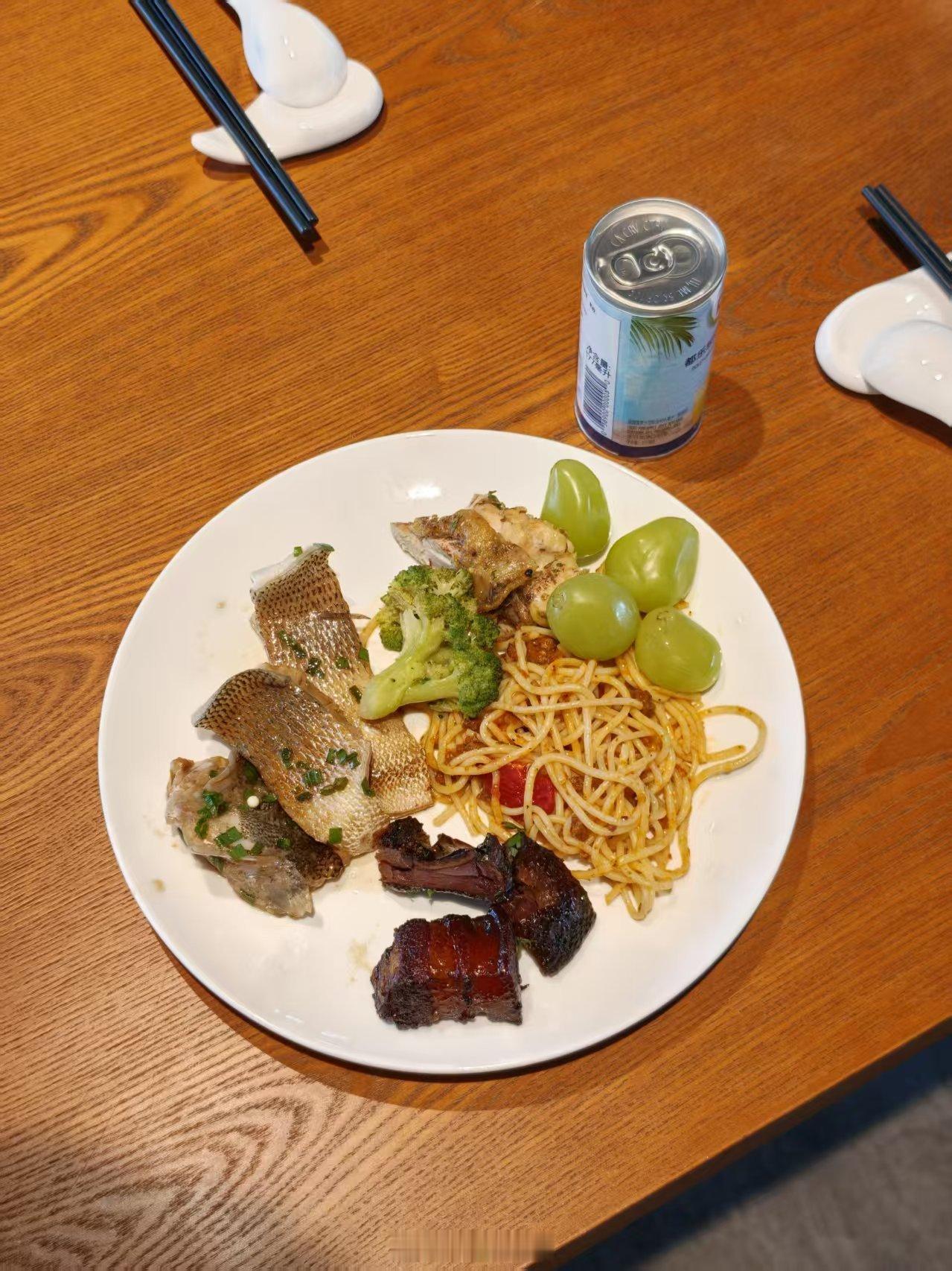 吃个午餐[大笑]​​​