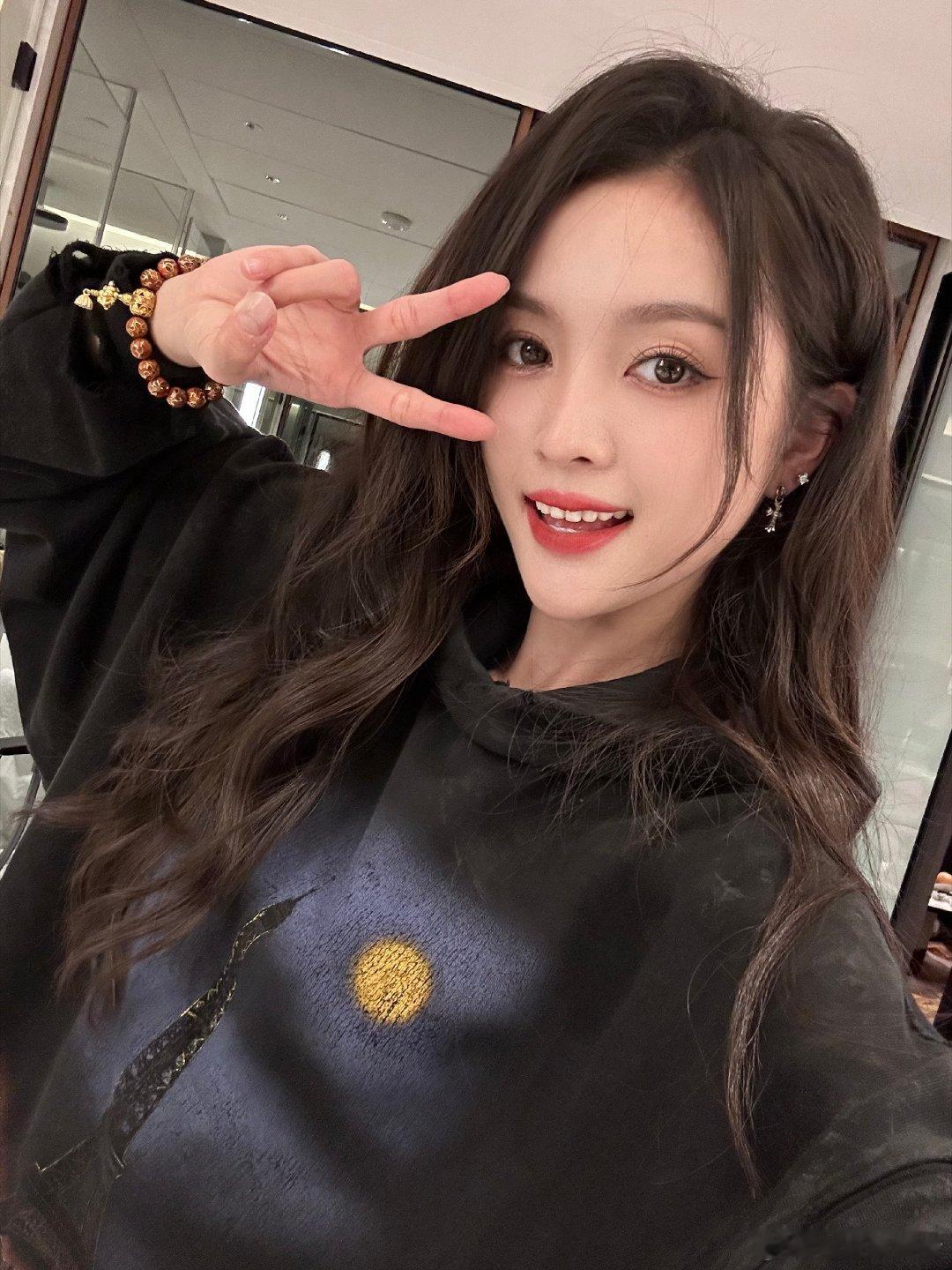 #吴宣仪##吴宣仪她的海#wxy#吴宣仪爱上另一个我#风止于秋水，我止于你🦋​