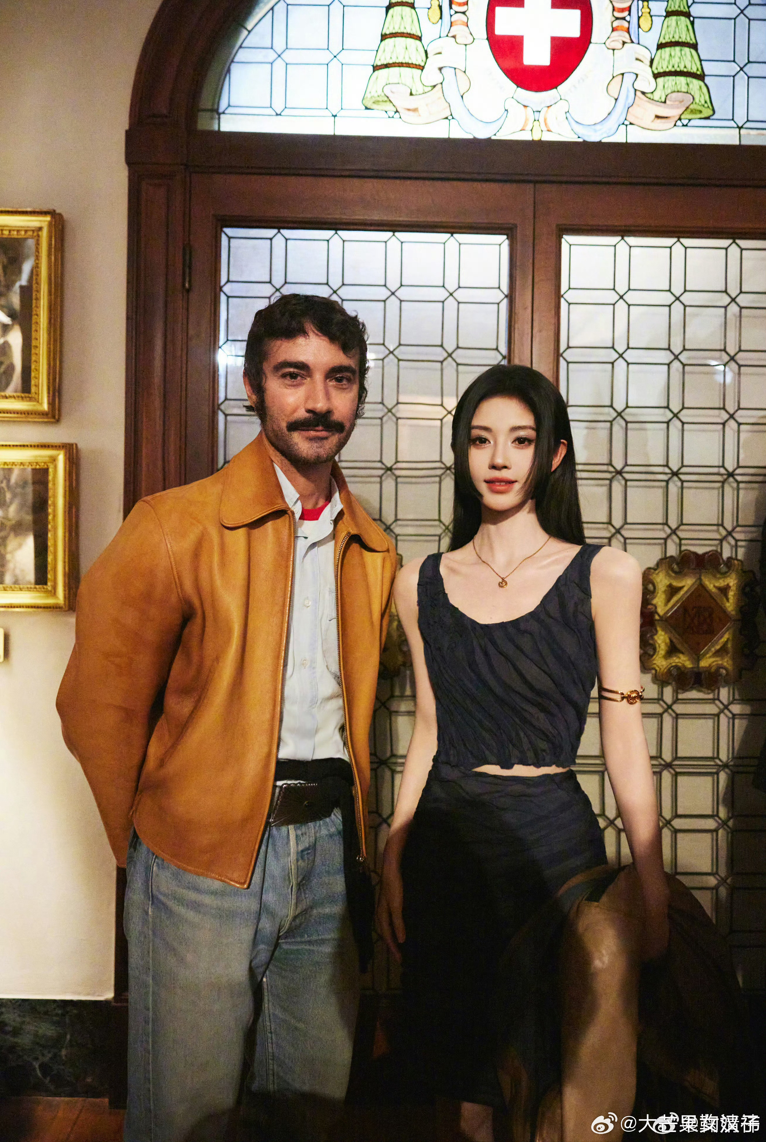 鞠婧祎大雷别的不知道，我只知道鞠婧祎值得！！从剧场公演到单飞独闯，经得住争议