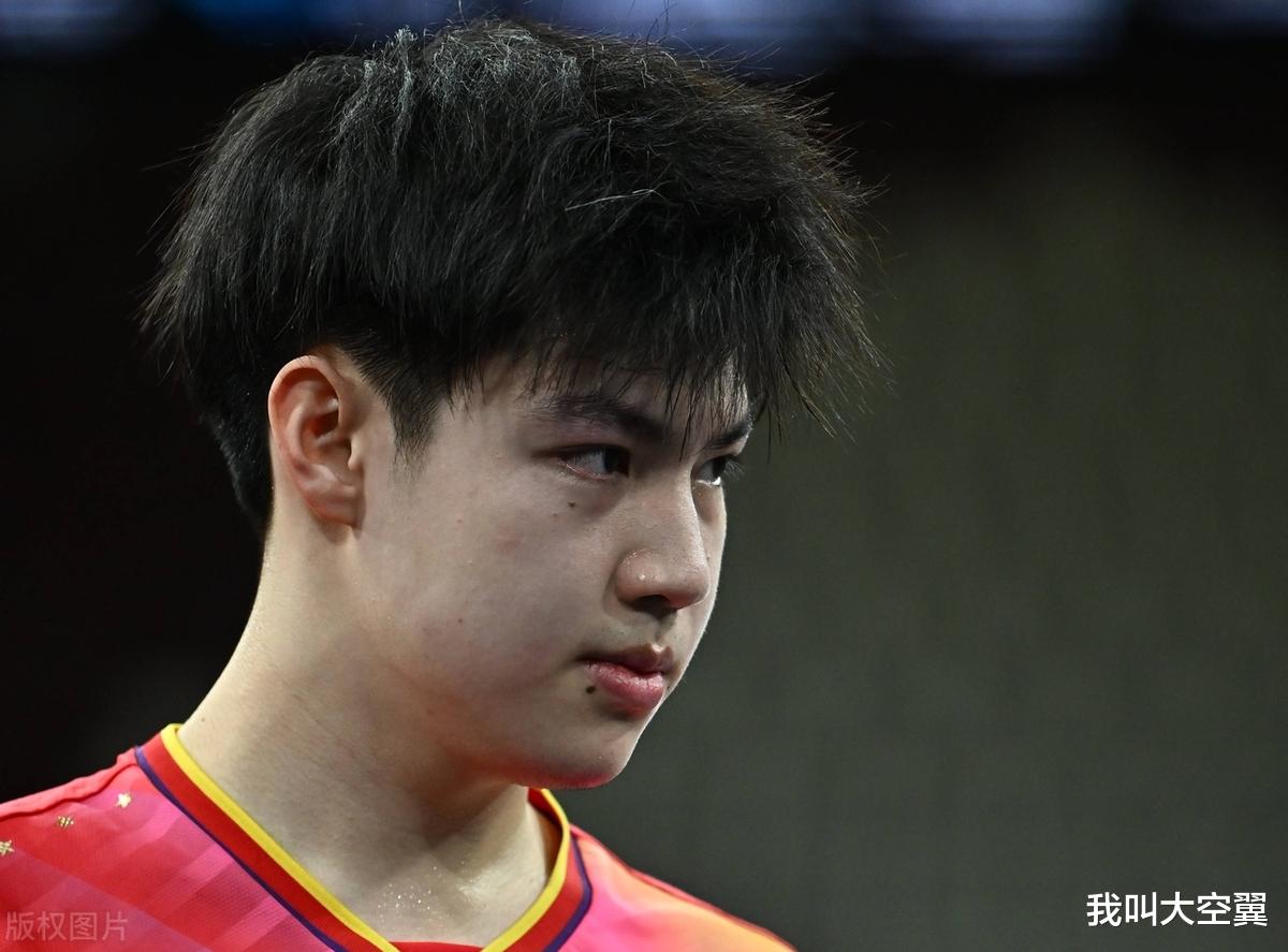 一场亚洲杯,戳穿了黄友政的真正实力,真正的实力<em>藏不住</em>了