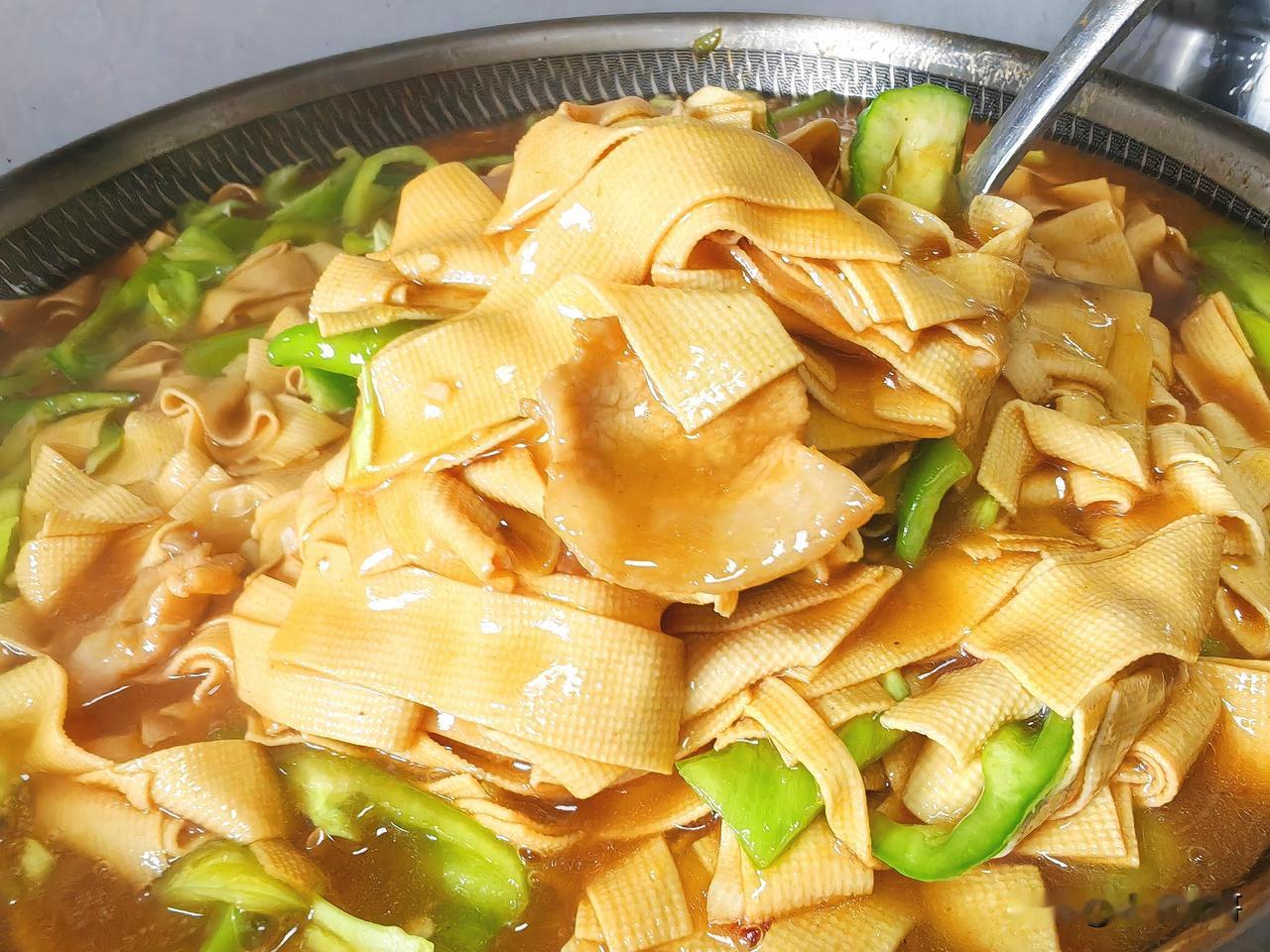 东北菜必吃排行榜，最后一个你肯定没吃过！第一名：尖椒干豆腐第二名：锅包肉第