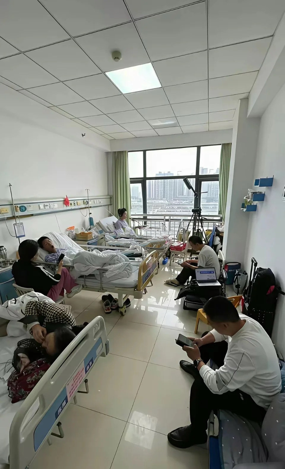 都住进来了，还停不下来