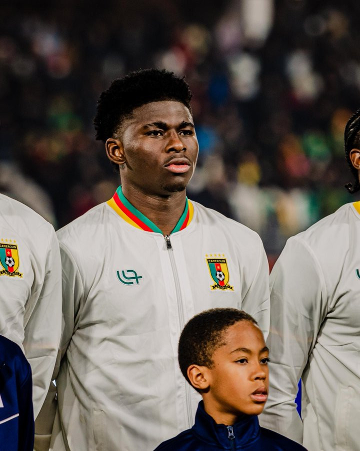 罗马诺曼联与卡洛斯巴莱巴的经纪人一直保持联系。曼联内部对他念念不忘，因为他被视为