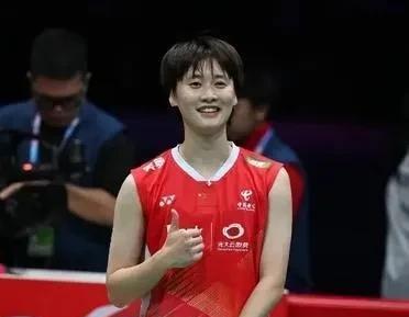 北京时间7月15日中午，刚刚结束了一场2025日本羽毛球公开赛女单1/16决赛，