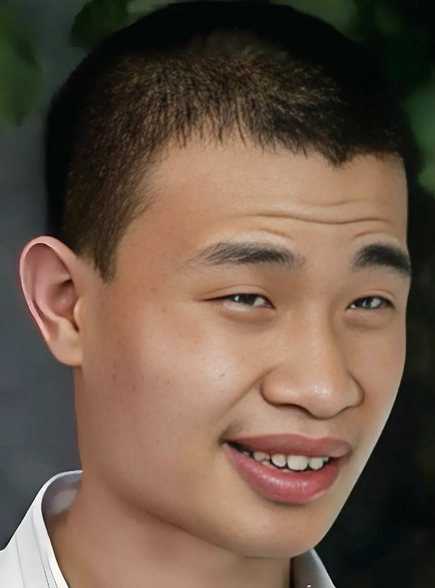 韦东奕的家人终于坐不住了。他是数学界不折不扣的天才，可现实存在一个棘手问题—