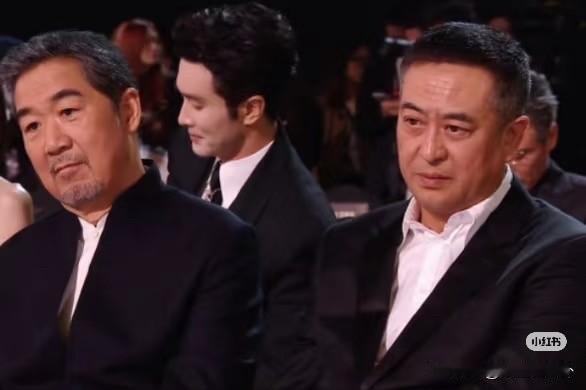 昨天星光大赏最惨的不是摔跤的孟子义而是老头张国立、张嘉译和段奕宏。因为他们