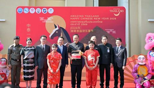 感觉泰国已经悄然成为一个“华人国家”了：表面上14%华人，背后却是华人血统深刻影