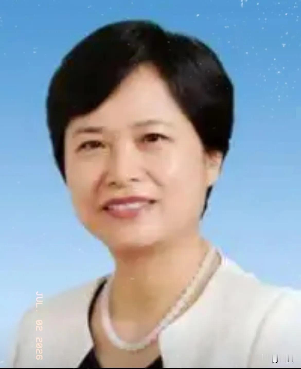 天呐！曾长期在深圳任职的杜玲，如今接受审查调查。她从丰顺出发，在罗湖区基层深