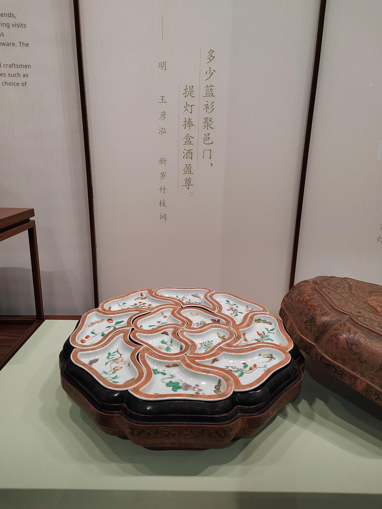 昨晚一个中学同学给我发微信，简单问候后她说“安行，你敢不敢借我十万块钱？”我很