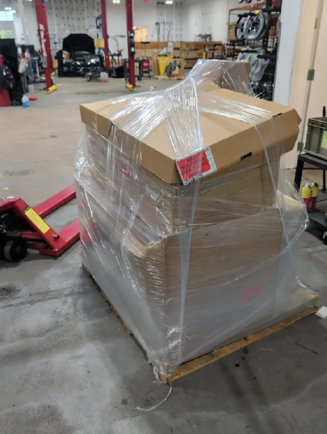 【原值超876万，起拍仅千元！特斯拉清仓过剩全新零部件】特斯拉清仓ModelS/