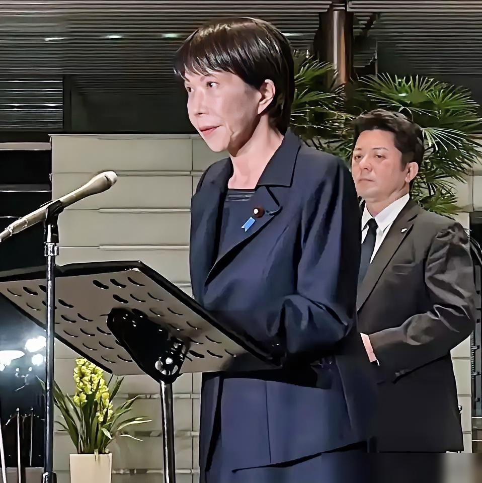 天灾不断，​2025年12月8日晚上22点15分小日子家会发生7.5级大地震