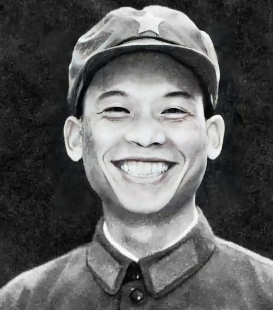 1979年，我军一名走失的战士正在越南的农田里挖红薯，突然被人用石头砸了一下，小