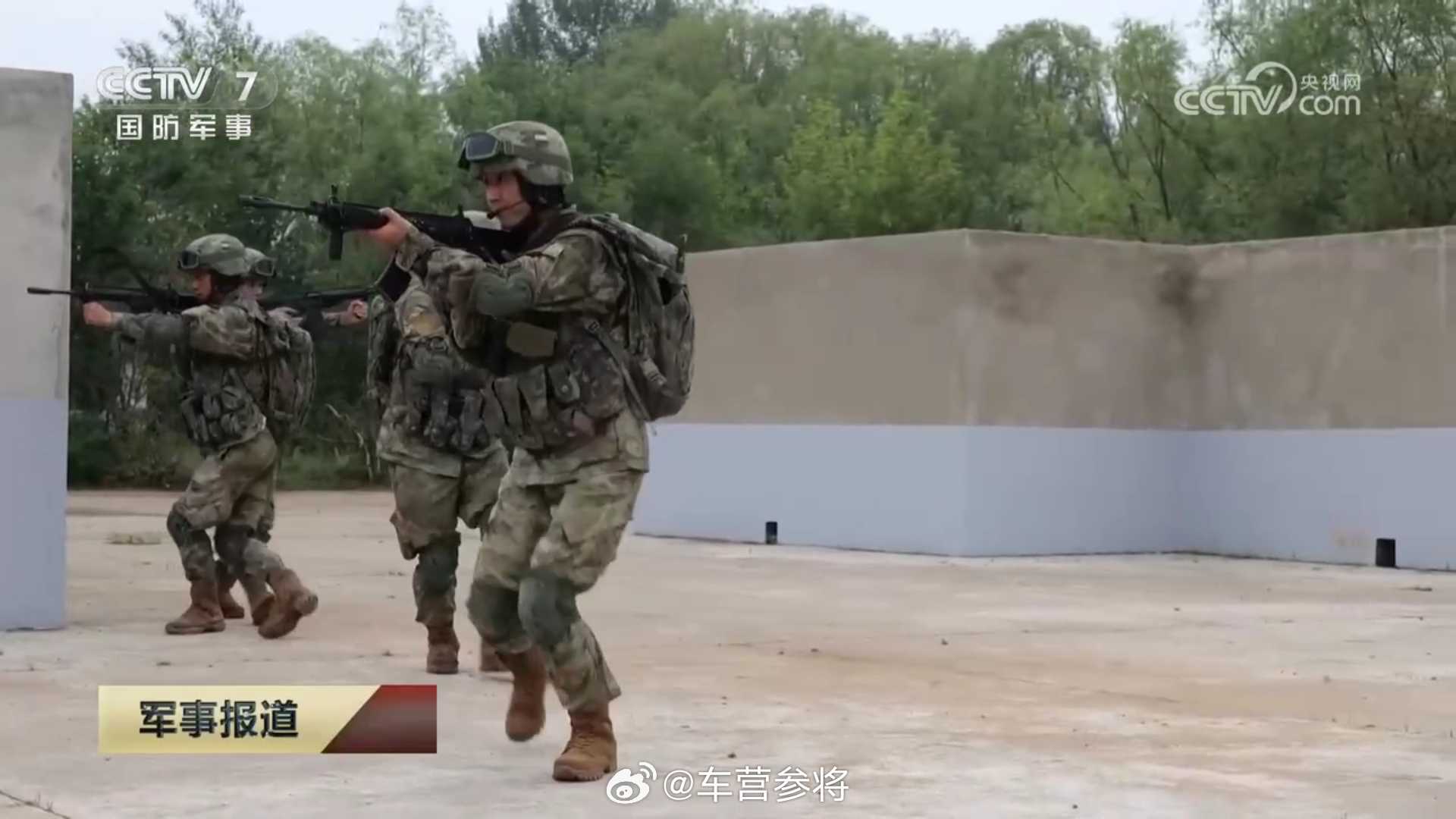 装甲步兵分队城市攻防（巷战）演练