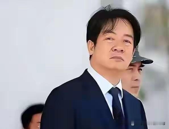 台湾一众政要，早就把后路全留在了美国说实话，想让台湾这些政坛人物远离美国，