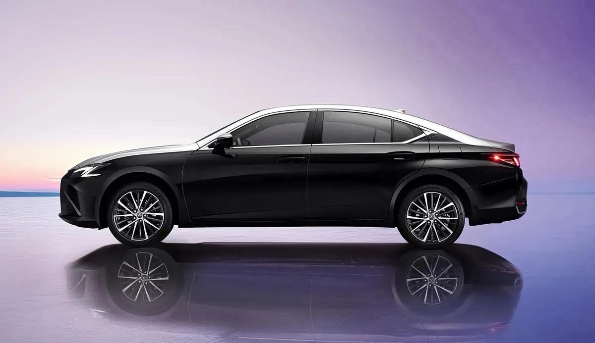 雷克萨斯ES200特别版这配色能打几分？大v聊车车评精选