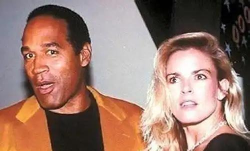 1994年，美国发生了著名的辛普森杀妻案。所有的证据都证明，辛普森就是凶手，可就