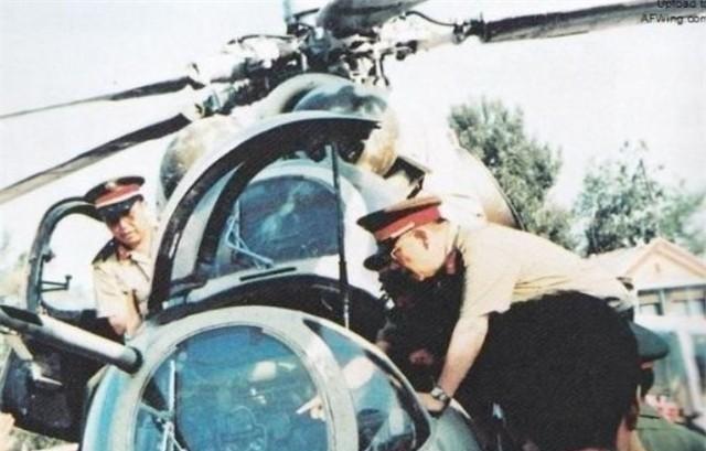1985年，巴基斯坦发出邀请，邀请中国参观他们缴获的米-24武装直升机，但巴方看