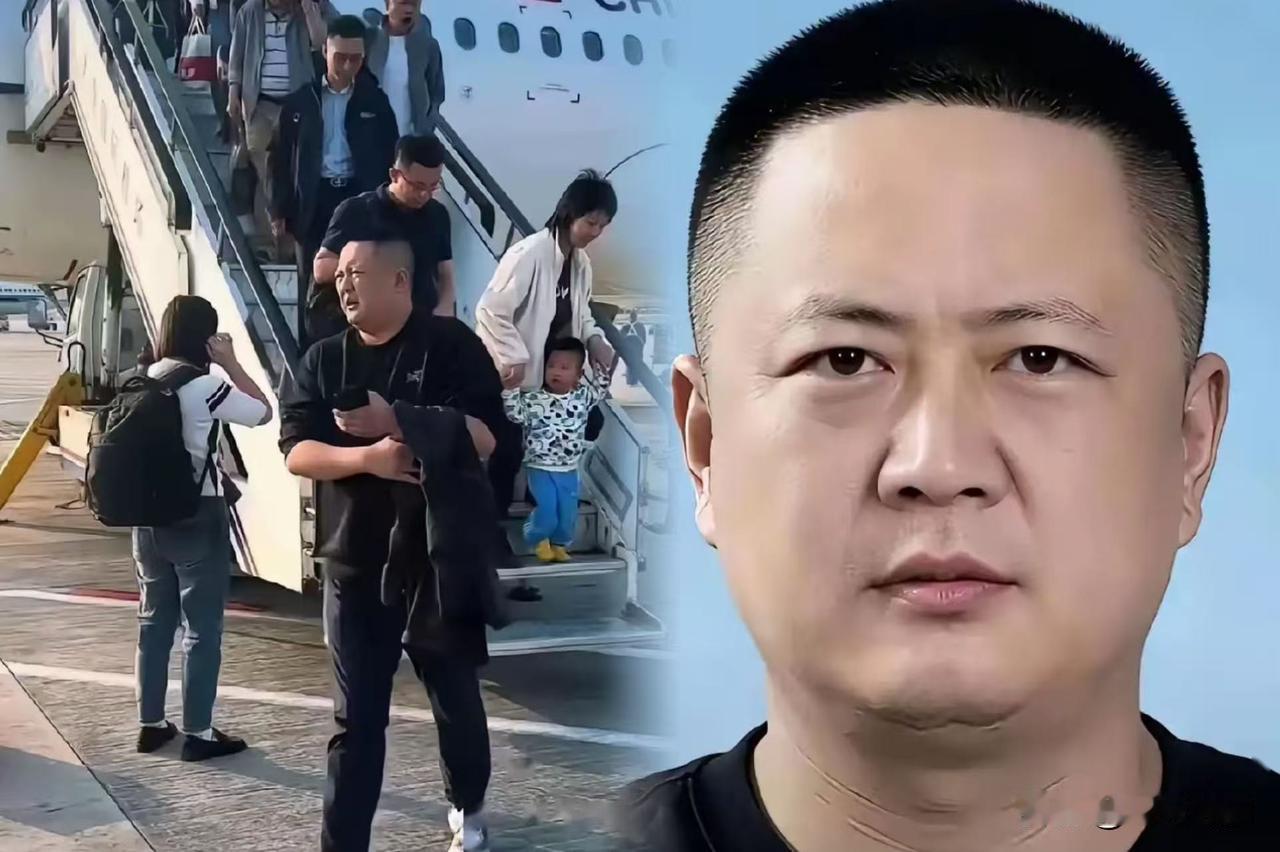 我查了一下，这家伙可能是大连某泰集团的，是国企背景的。合肥一男乘客在东航M