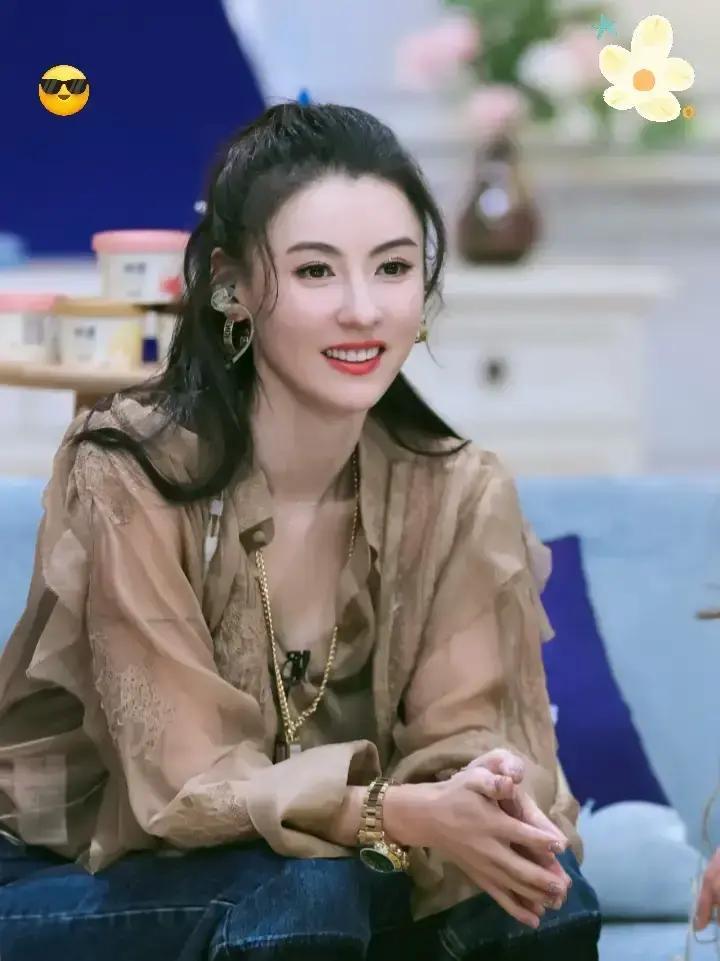 你敢信？张柏芝合约案延期到2024年1月，谢霆锋忙着拍《锋味》，18岁Lucas