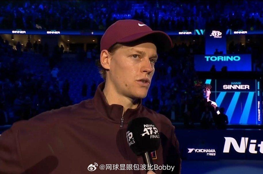辛纳赛后采访🎤主持人“这周你打网球最棒的事情是什么?”🦊扬尼克：“很难说。我