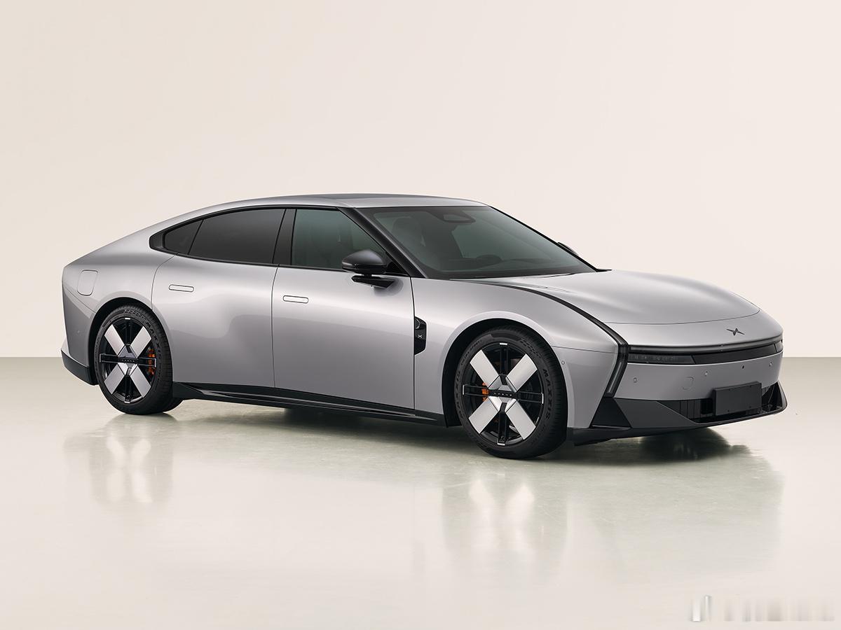 最高车速。红旗天工05的电机峰值功率高达骇人的340kw，额定功率却只有80kw