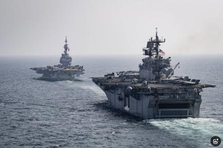 东风-17仅需15分钟抹平冲绳基地，F-35还没起飞机场已成废墟！