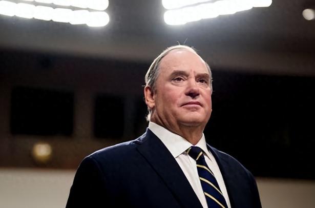 4月22日，美国第79任海军部长约翰·费伦，刚刚被国防部长赫格塞斯通知