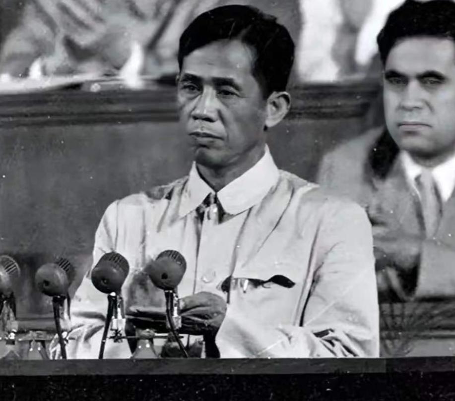 越南扔掉26万"垃圾"，中国捡回千亿财富。1978年，越南做了一个让他们后悔半个