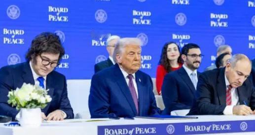 美国非得要这样吗！高调启动和平委员会却惨淡收场！气的79岁老人家在2小时内狂发5