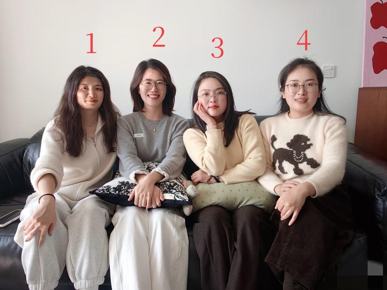 考考你们的眼力，姐妹当中只有一个没结婚，凭你直觉来看是哪个？猜猜看，能猜对的绝对