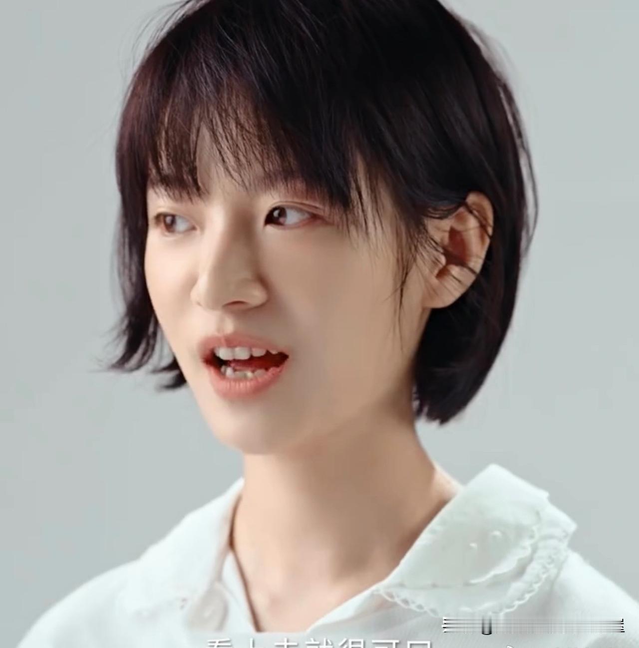 李庚希要哭了！不是因为长相，也不是因为演技。而是因为她的一个秘密被大家发现了