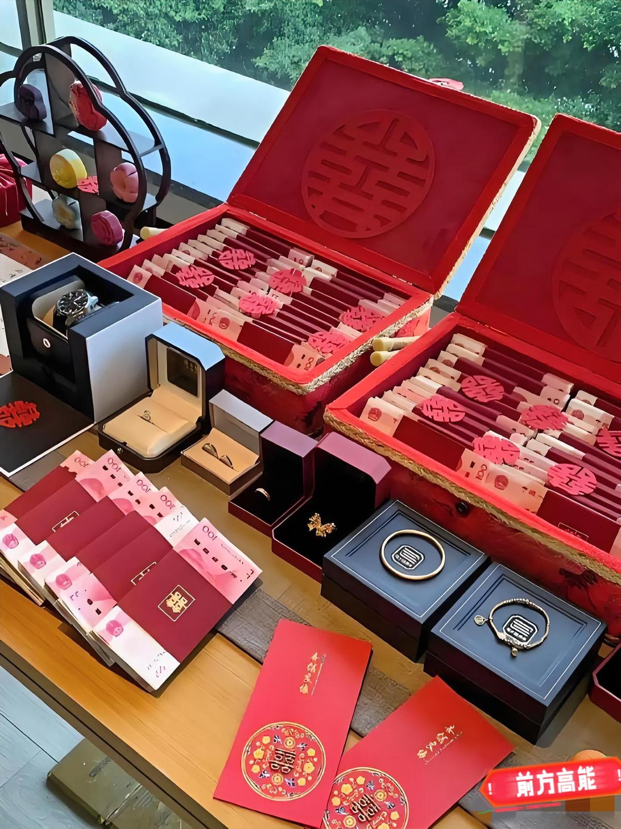 这下可真是偷鸡不成蚀把米！小伙揣着30万彩礼满心欢喜要结婚，结果女友突然