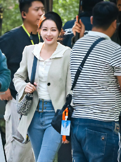 从没想过会在我这个年纪，让我遇见一个清风明月般的人