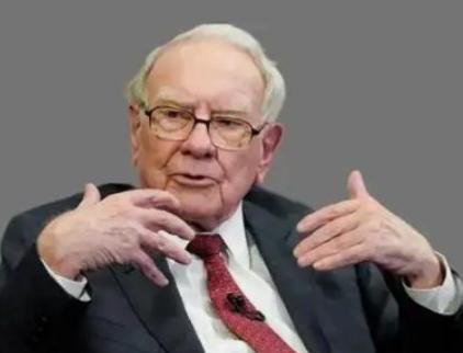 95岁巴菲特退休爆预言：“美日会更强大”！人们在猜“咋不提中国”时，没成想