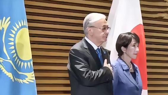 12月18日，哈萨克斯坦总统说：“日本虽然是远邻，但却是可靠的亚洲伙伴，我们重视