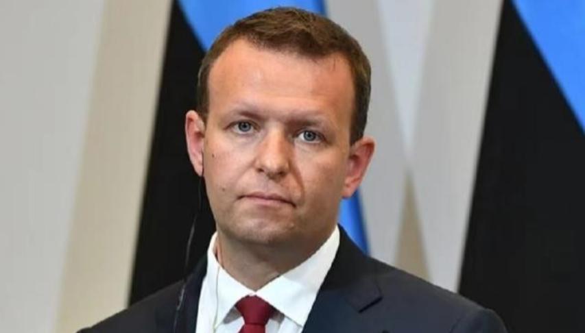 日本对付中国的时候，菲律宾就歇了，这是很精明的做法，可是风头过去以后，菲律宾会不