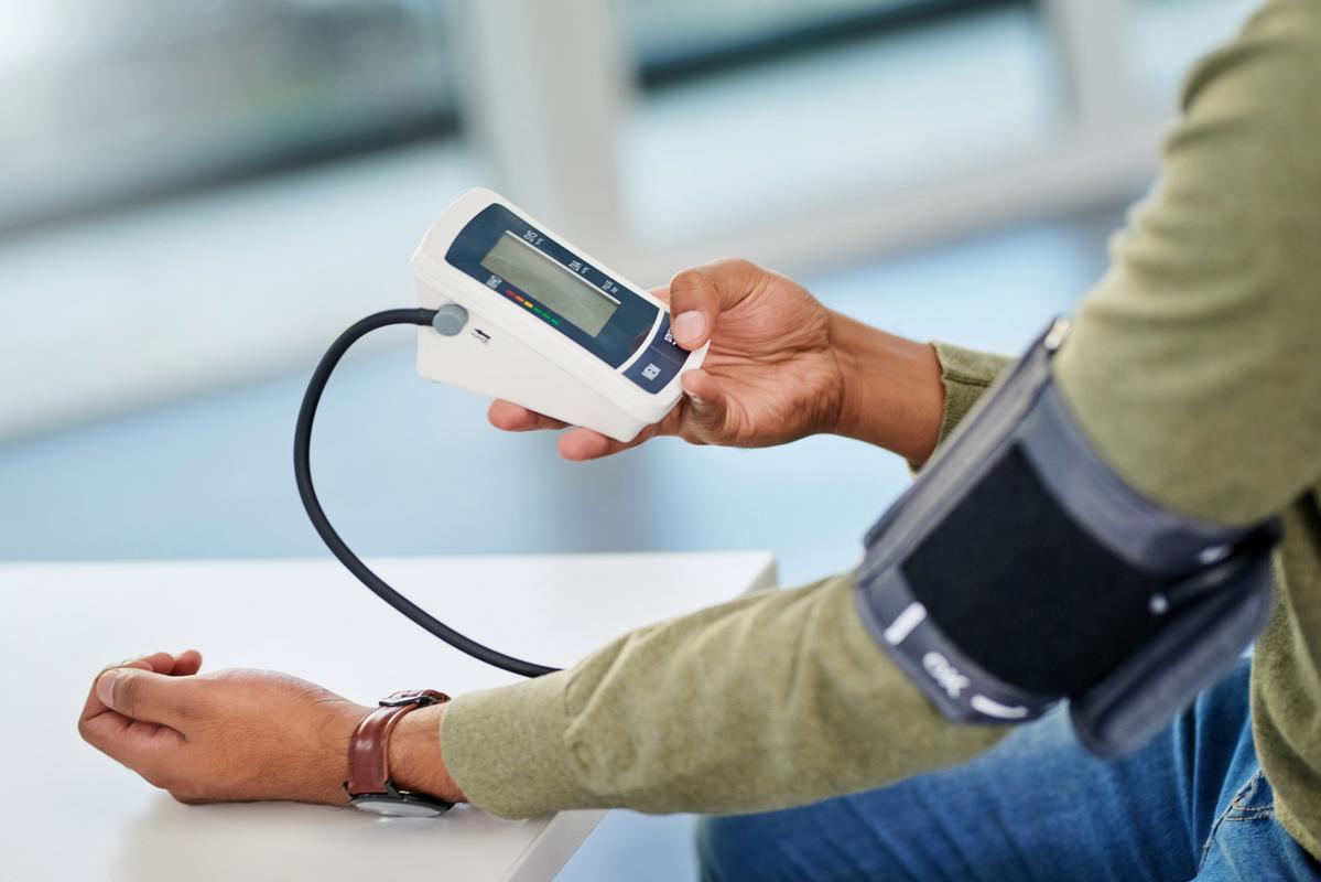 高血压一口牛肉不能碰？医生：不想血压飙升，这7物要管住嘴！高血压患者真的连一口