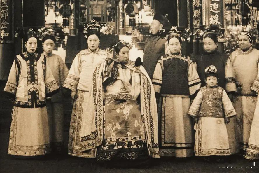 后宫佳丽三千，为何十有八九活不过40岁？古代能进皇宫当妃嫔的女人，几乎都是全