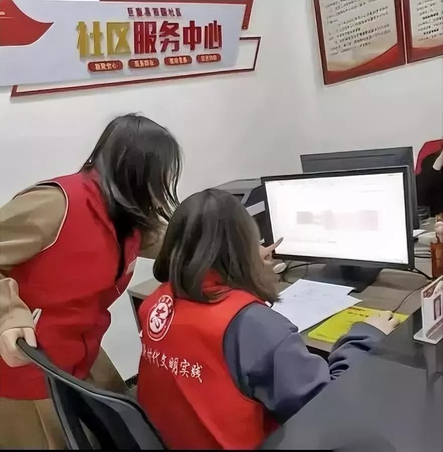 干基层久了我不敢乱同情了前几天来哭诉求救的老太太，直接把我们一办公室人都