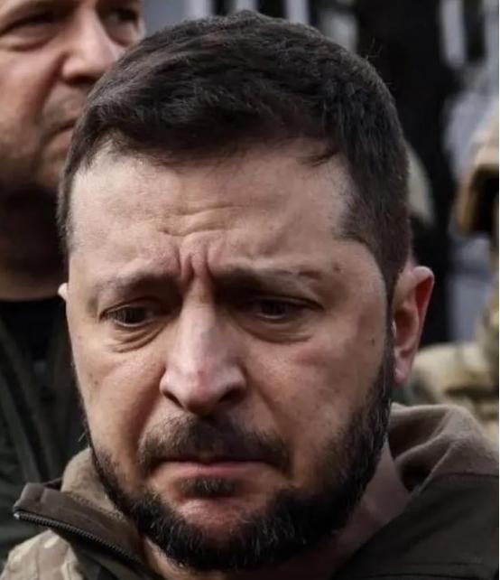 泽连斯基，对于乌克兰来说，是灾难；但他对我国来说，却是巨大的功臣！第一，他让我们