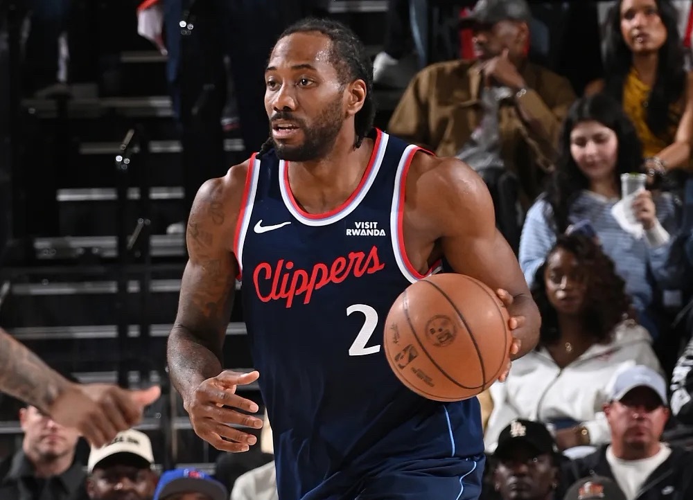 美记BrettSiegel近日发文，报道了勇士对伦纳德的追求。BrettSi